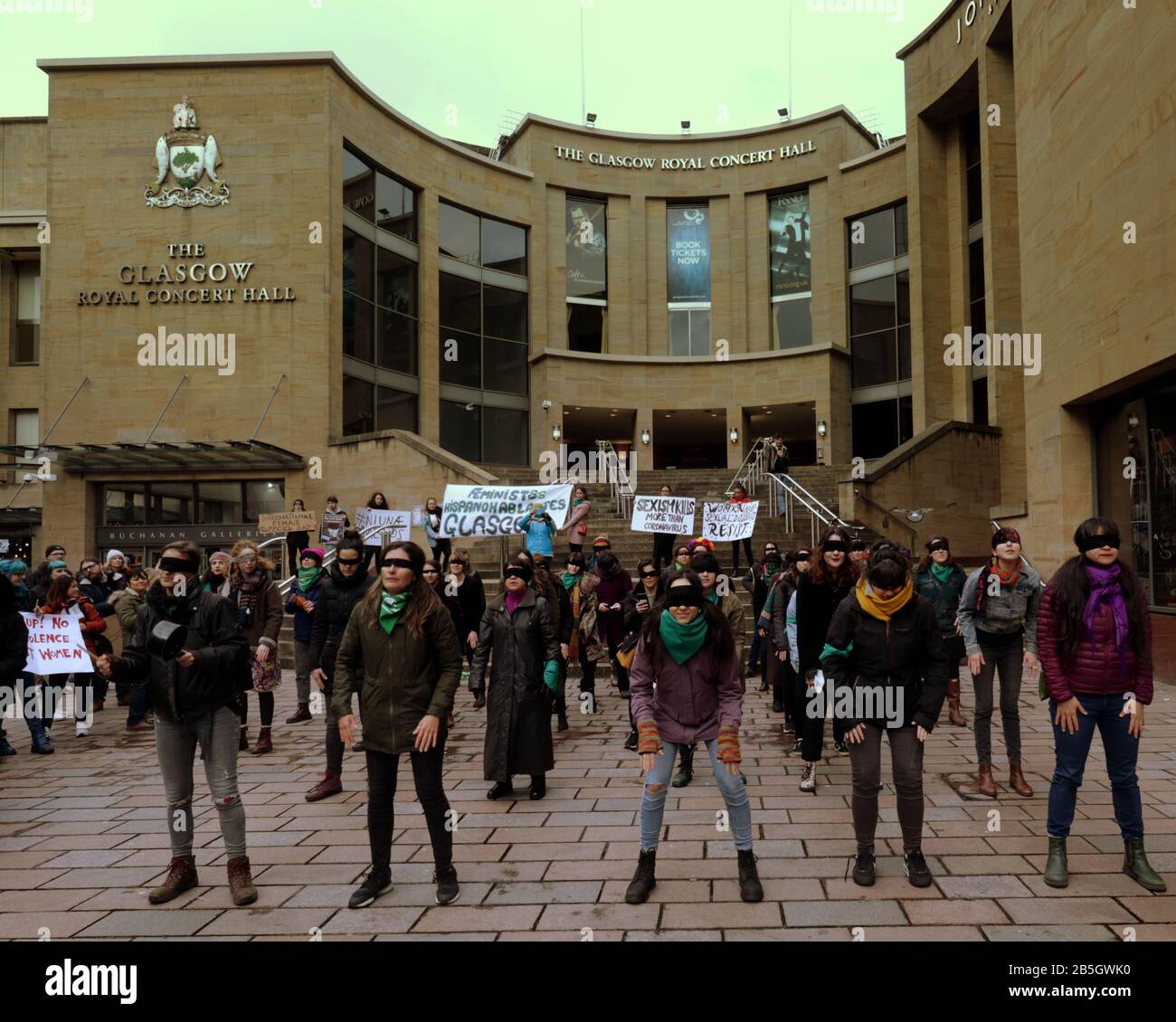 Glasgow, Ecosse, Royaume-Uni, 8 mars 2020: La journée internationale des femmes a vu une march4 femmes sur le style Mile of Scotland Buchanan Street. Copywrite Gerard Ferry/ Alay Live News Banque D'Images