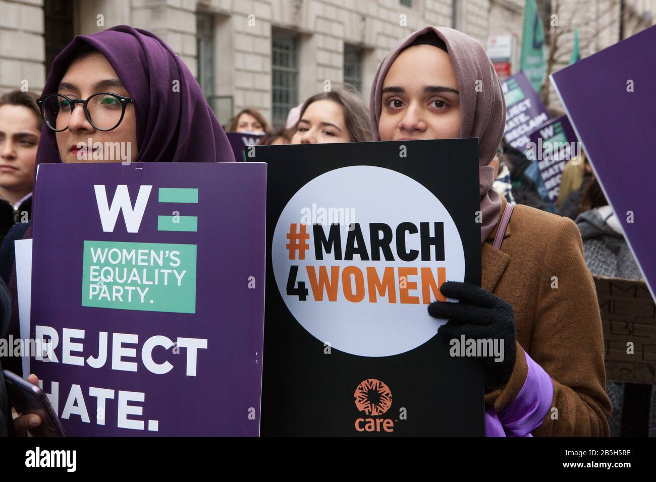 Londres, Royaume-Uni. 8 mars 2020. Des célébrités, des militants et des politiciens se sont joints aux femmes du marché, organisées par Care et le Parti pour l'égalité des femmes, pour marquer la Journée internationale de la femme. Anna Watson/Alay Live News Banque D'Images