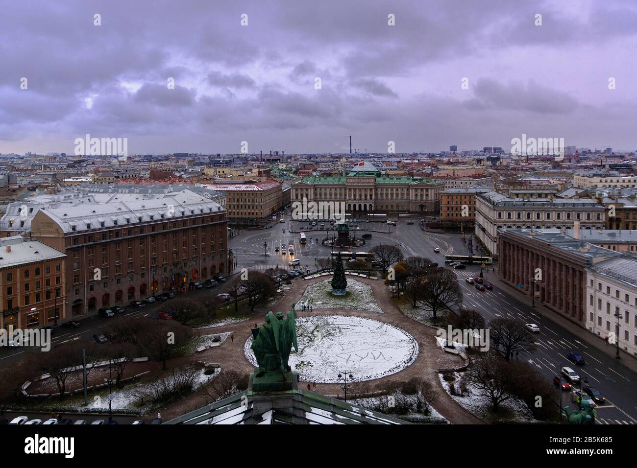 Place Saint-Isaac de la hauteur de la cathédrale Saint-Isaac Banque D'Images