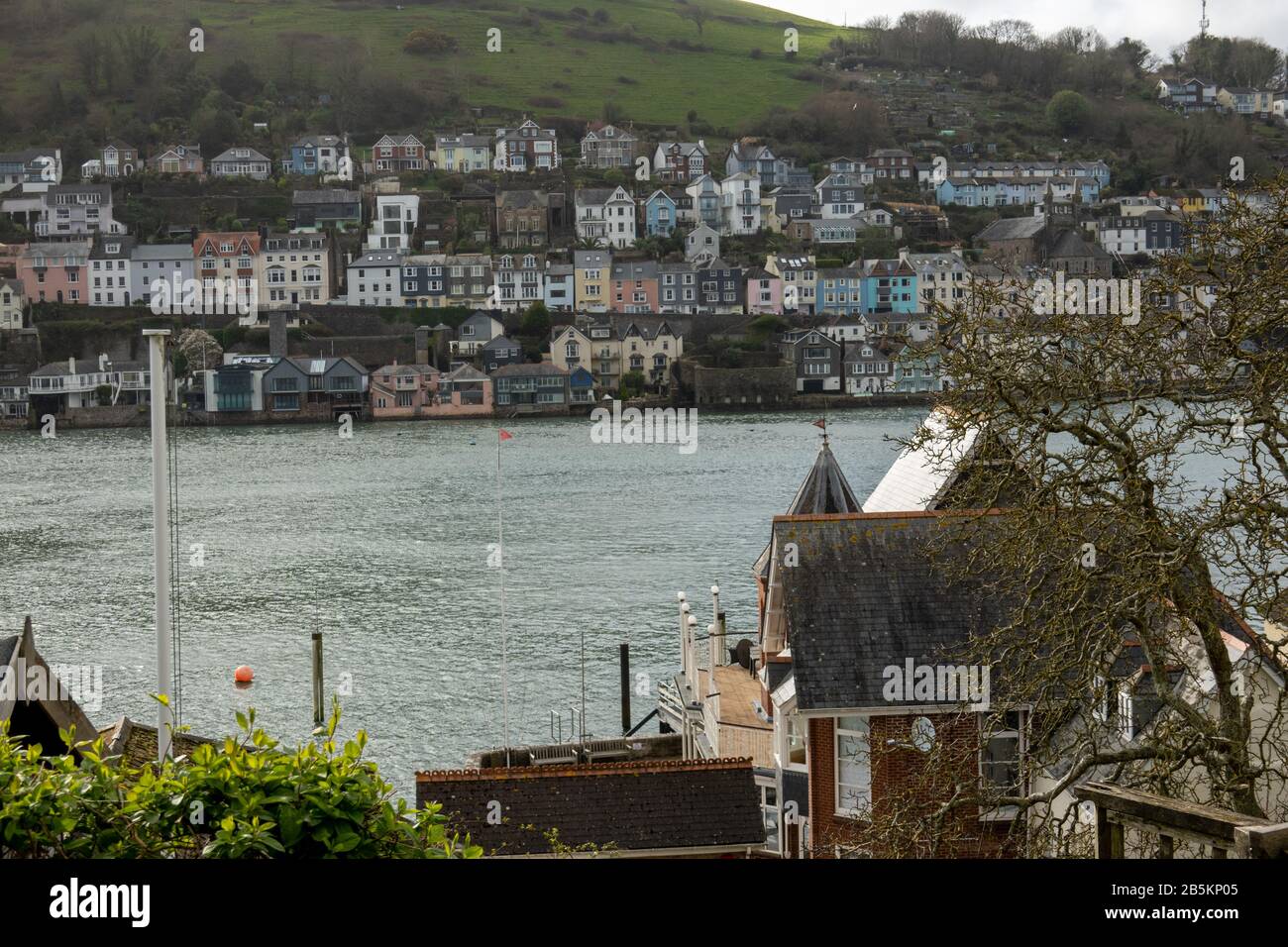 Vue sur Dartmouth depuis Kingjure Banque D'Images