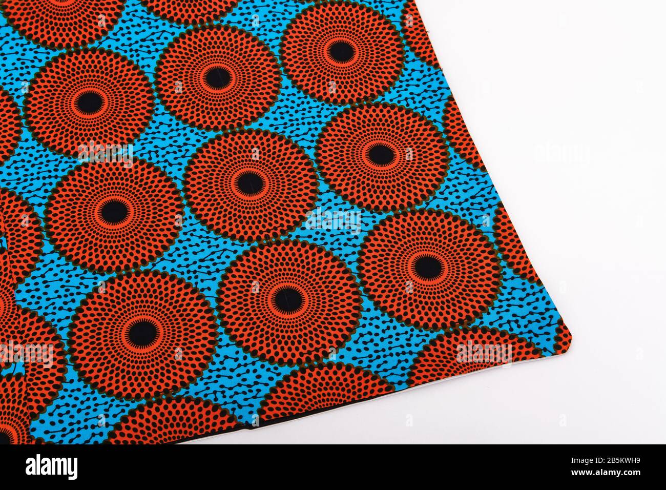 Imprimés traditionnels ghanéens de coton multicouleurs et à motifs multiples en Afrique Banque D'Images