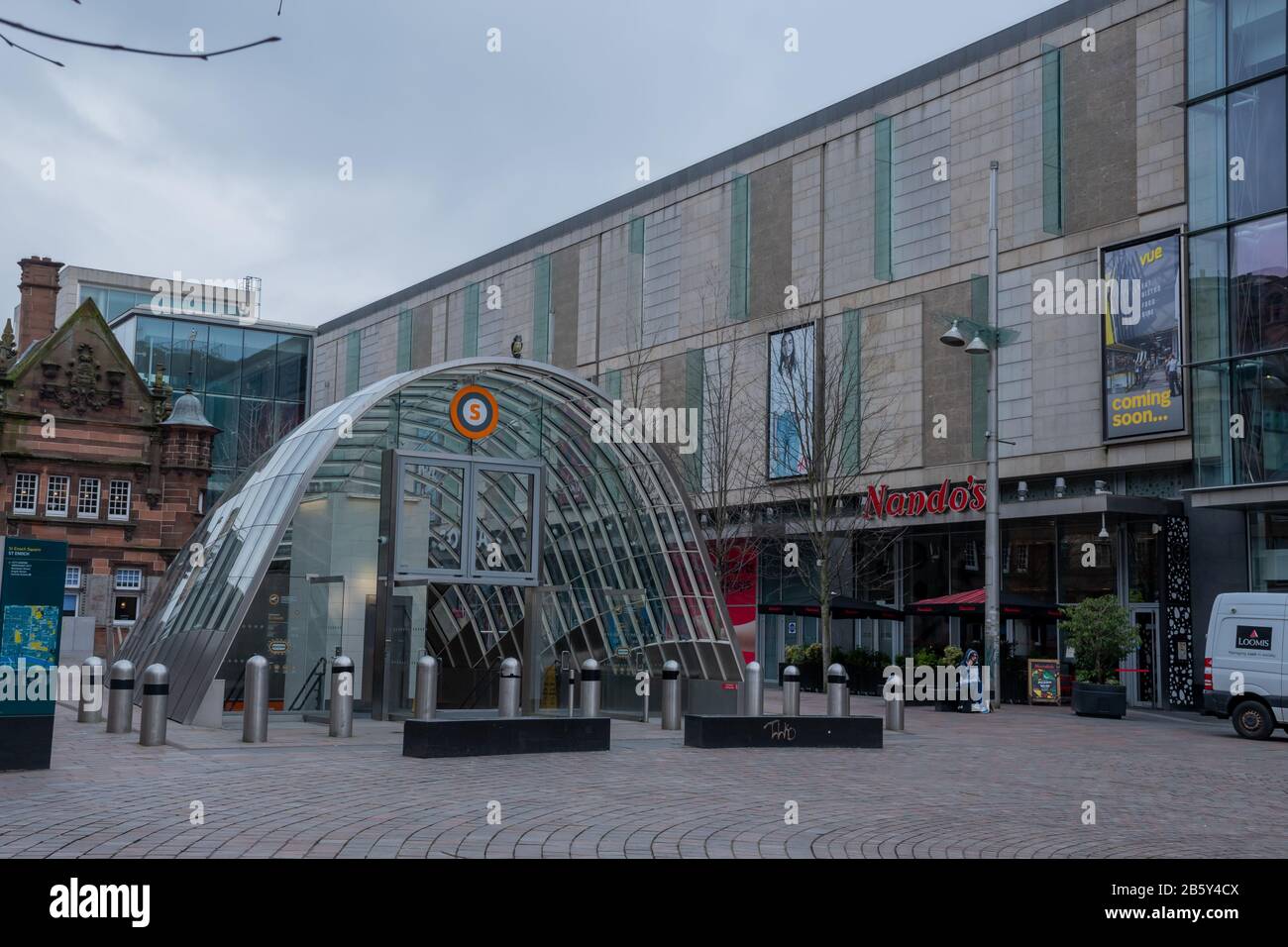 Une paisible place Saint-Enoch et station de métro à Glasgow, en Écosse, en mars 2020 Banque D'Images
