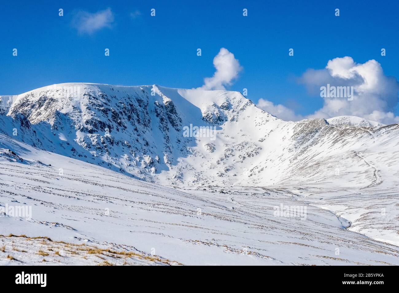 Helvellyn en hiver, Lake District National Park, Cumbria, Royaume-Uni Banque D'Images