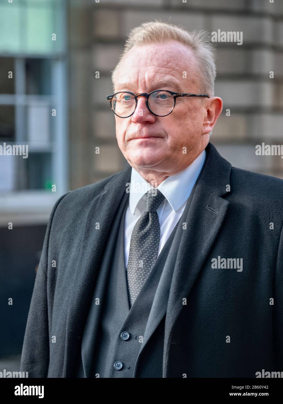 Édimbourg, Écosse, Royaume-Uni. 9 Mars 2020. Monsieur l'avocat Depute, Alex Prentice QC arrivant à la Haute Cour d'Édimbourg le premier jour du procès d'Alex Salmond. Steve Kydd/Alay Live News Banque D'Images