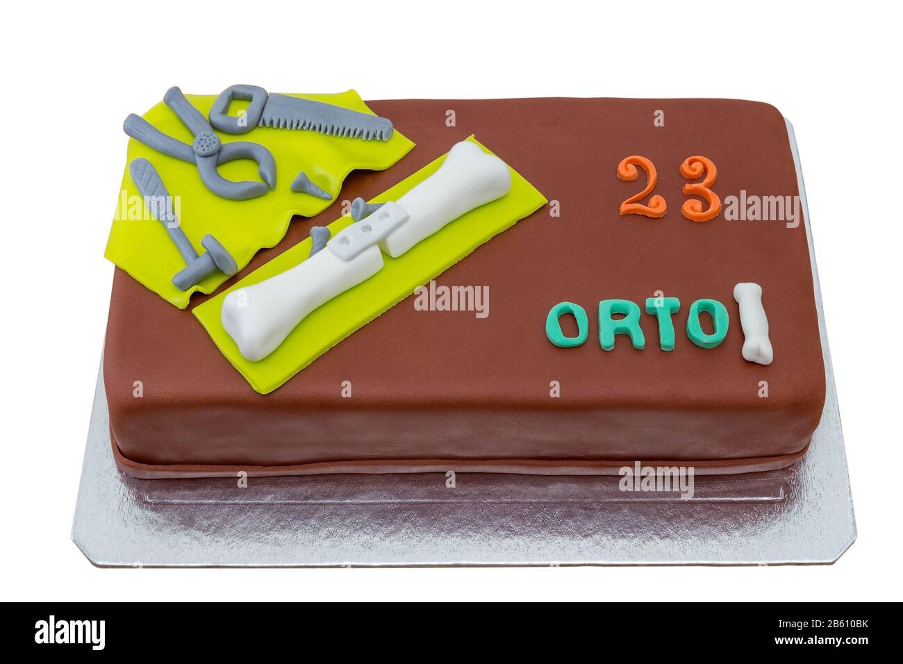 Gateau D Anniversaire Avec Pate De Sucre Le Jour De L Anniversaire Pour L Orthopedie Une Medique Photo Stock Alamy Gateau D Anniversaire Avec Pate De Sucre Le Jour De L Anniversaire Pour L Orthopedie Une Medique Photo Stock Alamy