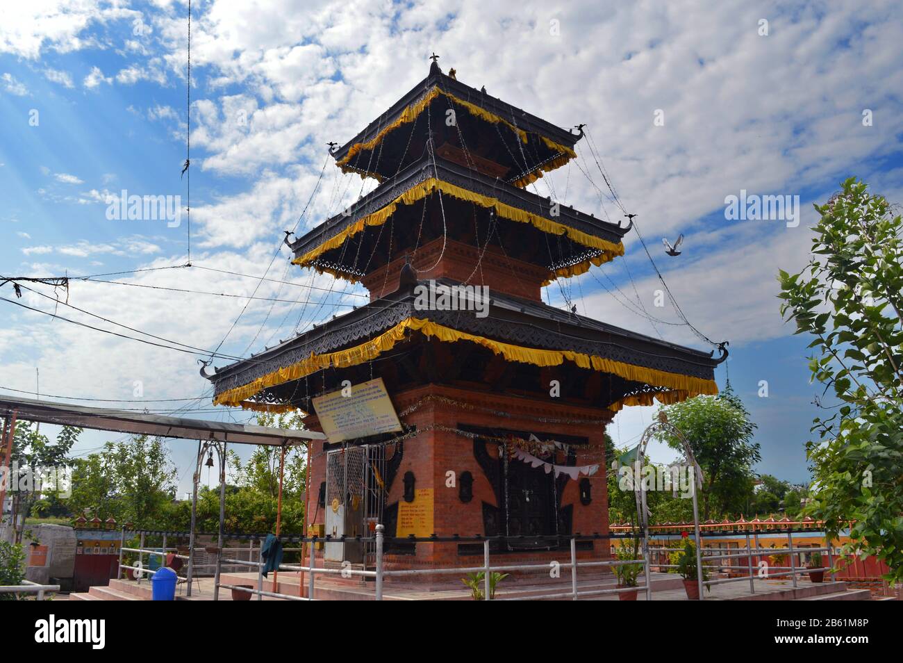 Un temple hindou typique de style pagode Banque D'Images