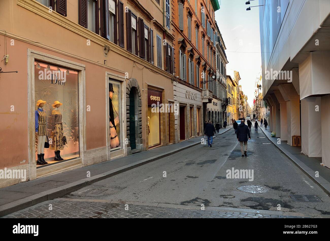 Les rues et places de Rome (presque vides) en début de matinée Banque D'Images