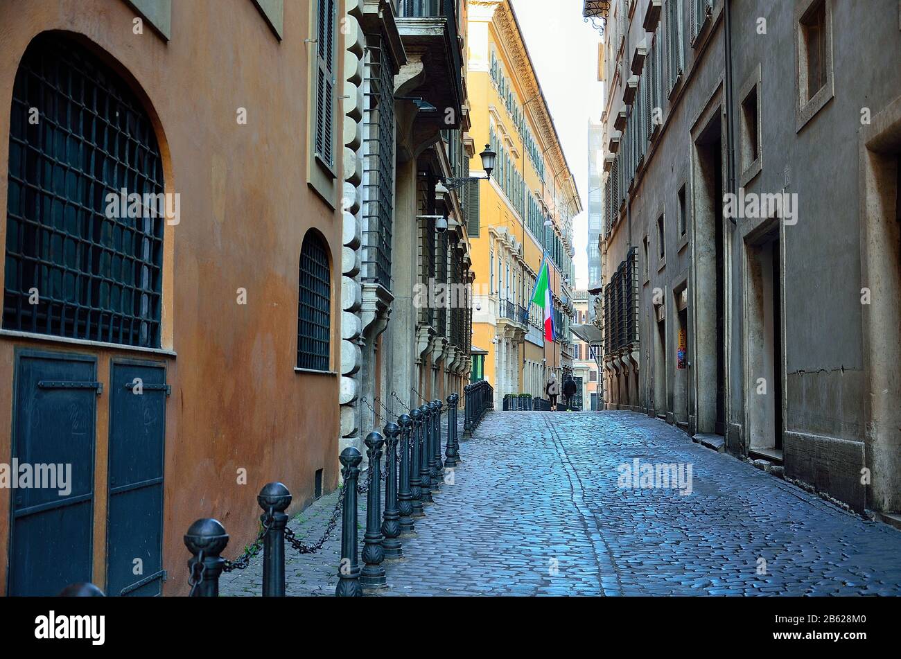 Les rues et places de Rome (presque vides) en début de matinée Banque D'Images