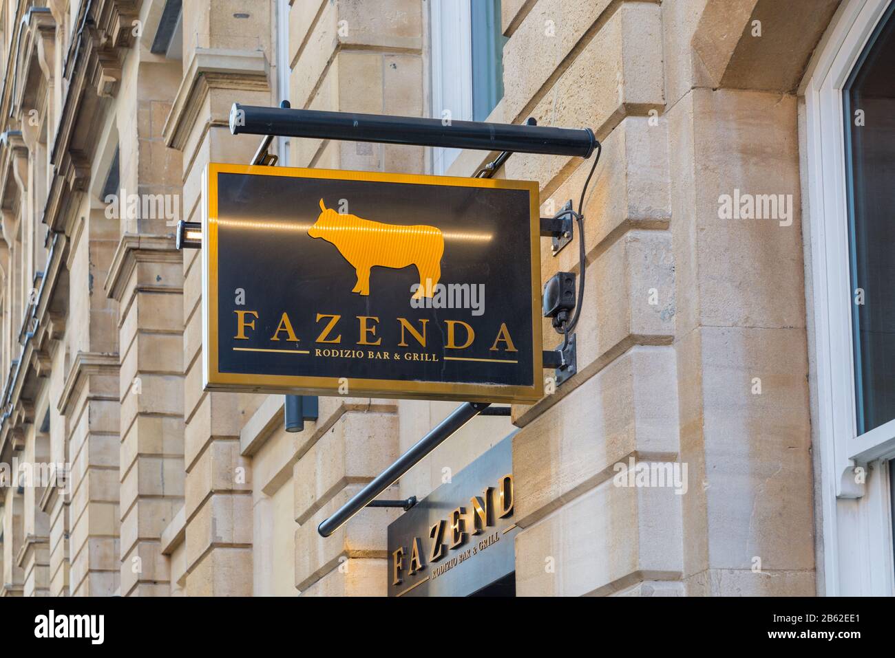 Signez à l'entrée de Fazenda, le Brésilien Bar and Grill dans Church Street, Birmingham, West Midlands, Royaume-Uni Banque D'Images