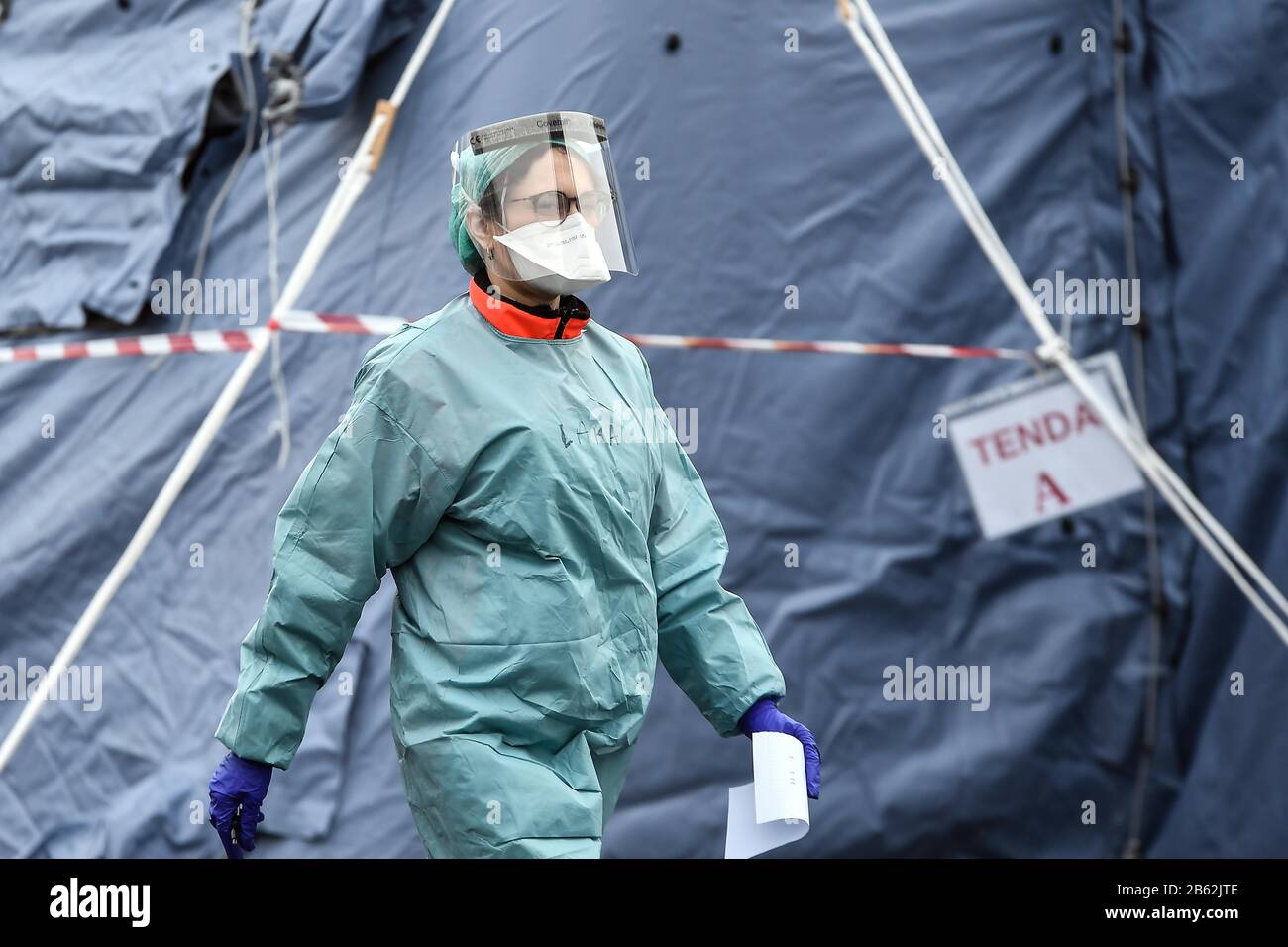 Italie, région de Lombardie, Brescia, 9 mars 2020 : épidémie du virus Covid-19. Urgence Du Coronavirus. Dans la photo ceckpoint et le point de triage à Civile H Banque D'Images