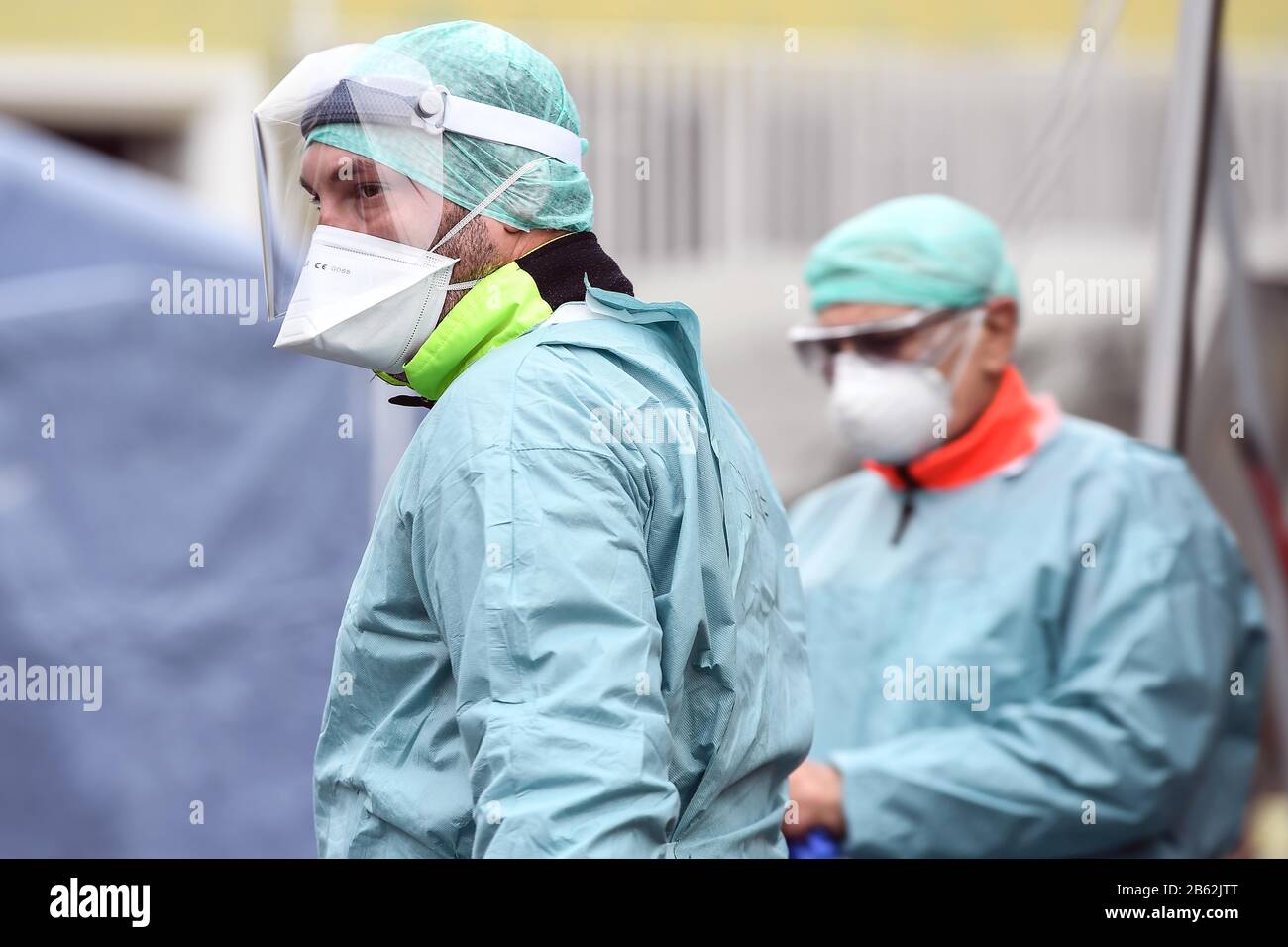 Italie, région de Lombardie, Brescia, 9 mars 2020 : épidémie du virus Covid-19. Urgence Du Coronavirus. Dans la photo ceckpoint et le point de triage à Civile H Banque D'Images