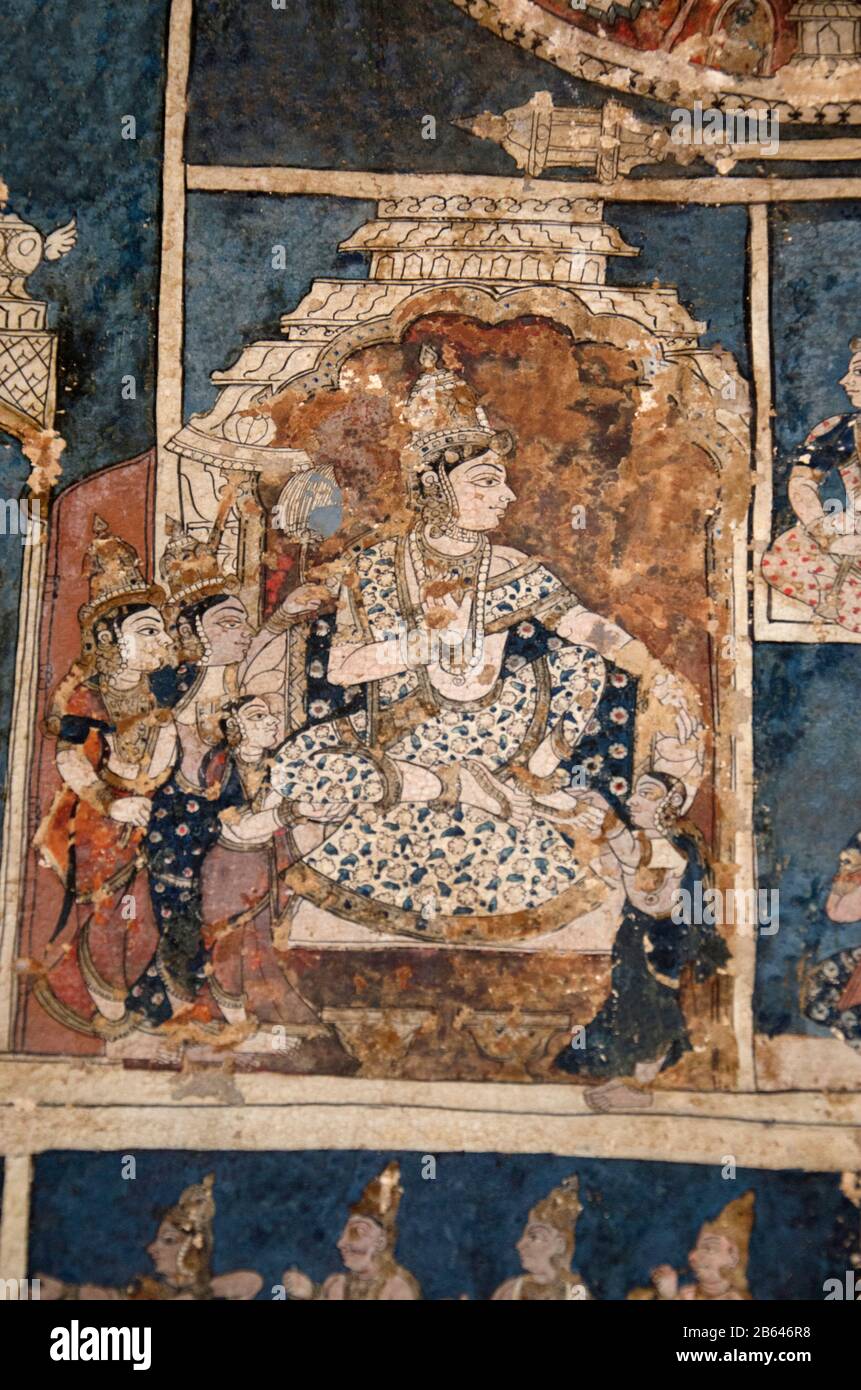 03 Nov 2019, Shravanabelagola, Karnataka, Inde. Peintures mythologiques colorées sur le mur intérieur de Jain Math Banque D'Images