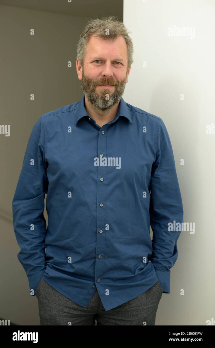 Francfort-sur-le-Main, DEU, 11.10.2018: Portrait Dirk Kniphals, né en 1963, rédacteur et auteur. Il a étudié la littérature et la philosophie. Dirk Knippals est rédacteur littéraire du "tageszeitung" depuis 1999 et vit à Berlin. Banque D'Images