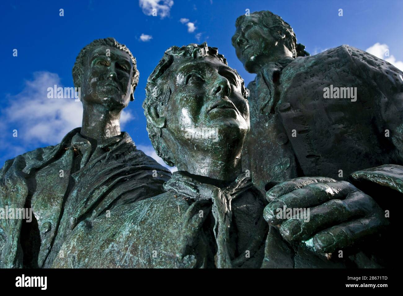 Statue érigée à Curran Park, Larne pour commémorer les premiers émigrer aux États-Unis d'Ulster de Larne. Le premier voyage était dedans Banque D'Images