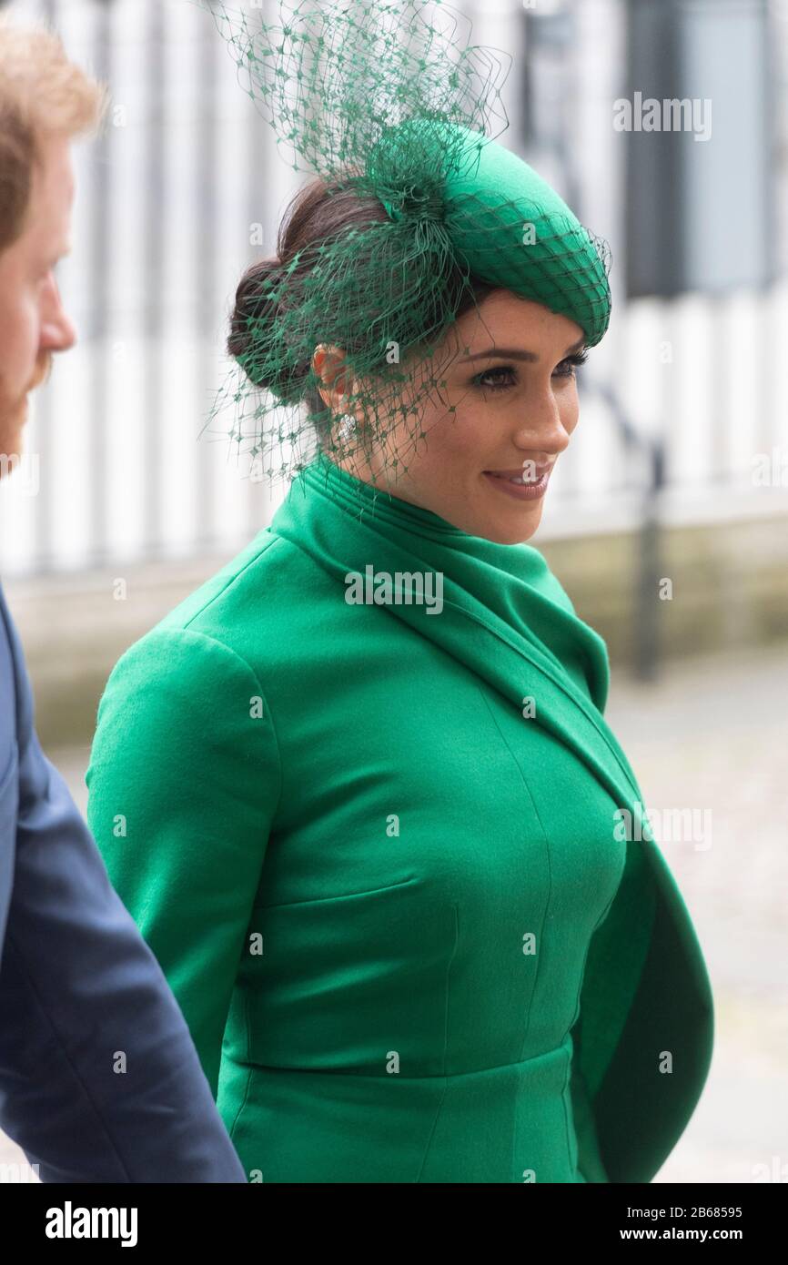 Londres, Grande-Bretagne. 9 mars 2020. Meghan Markle, duchesse de Sussex, arrive à l'abbaye de Westminster pour assister au Service du Commonwealth annuel à l'abbaye de Westminster le jour du Commonwealth à Londres, Grande-Bretagne, le 9 mars 2020. Crédit: Ray Tang/Xinhua/Alay Live News Banque D'Images