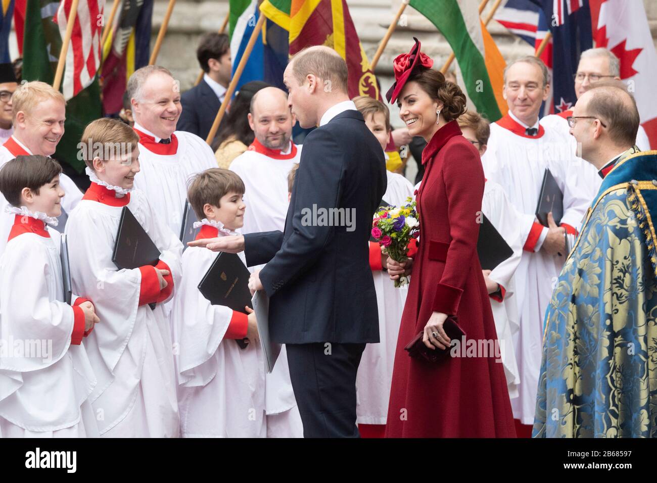 Londres, Grande-Bretagne. 9 mars 2020. Le Prince William de Grande-Bretagne, le duc de Cambridge, et sa femme Catherine, la duchesse de Cambridge, quittent l'abbaye de Westminster après avoir assisté au service annuel du Commonwealth le jour du Commonwealth à Londres, Grande-Bretagne, le 9 mars 2020. Crédit: Ray Tang/Xinhua/Alay Live News Banque D'Images