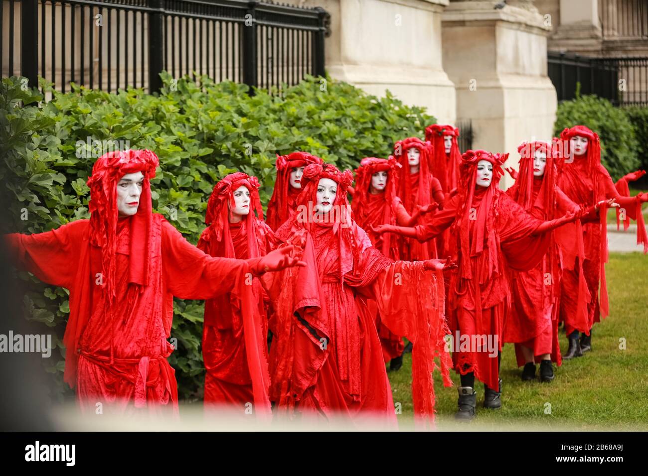 Londres, Royaume-Uni, 11 juin 2019. Brigade Rouge Rebelle, Rébellion De L'Extinction - Manifestation À La Place Trafalgar. Crédit: Waldemar Sikora Banque D'Images