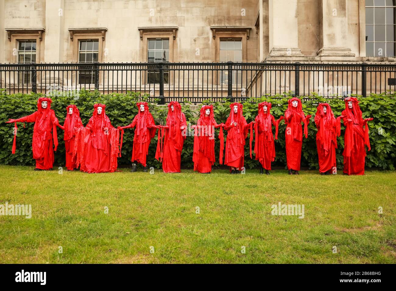 Londres, Royaume-Uni, 11 juin 2019. Brigade Rouge Rebelle, Rébellion De L'Extinction - Manifestation À La Place Trafalgar. Crédit: Waldemar Sikora Banque D'Images