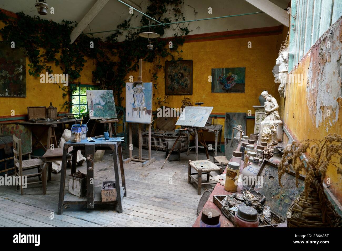 Vue intérieure d'un studio à l'intérieur de l'hôtel Baudy dans le village de Giverny.Region of Normandy.France Banque D'Images