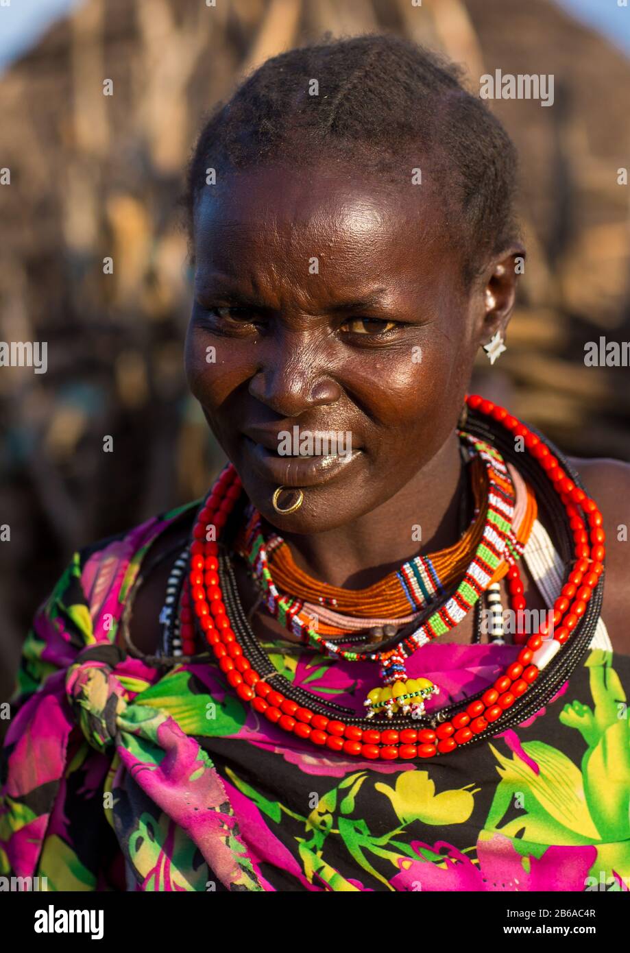 Portrait d'une femme de la tribu Toposa, État de Namorunyang, Kapoeta, Soudan du Sud Banque D'Images