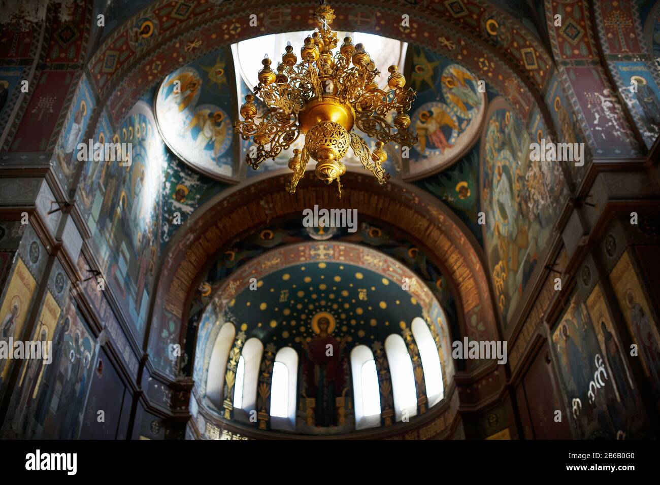 Nouveau Athos, Abkhazie Géorgie Beau intérieur et peintures sombres fresques du monastère orthodoxe de Novy Afon, Abkhazie. Les éléments architecturaux du Banque D'Images