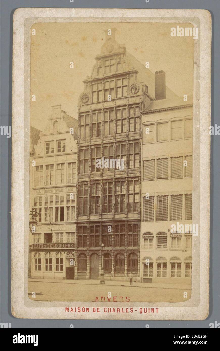 Anvers, maison de Charles V Anvers, Maison Charles-Quin Type de bien: Photo carte de visite Numéro d'objet: RP-F F24299 Fabricant : Photographe: Anonyme Date: 1855 - 1900 Dimensions: Entier: H 107 mm × W 68 mm Banque D'Images
