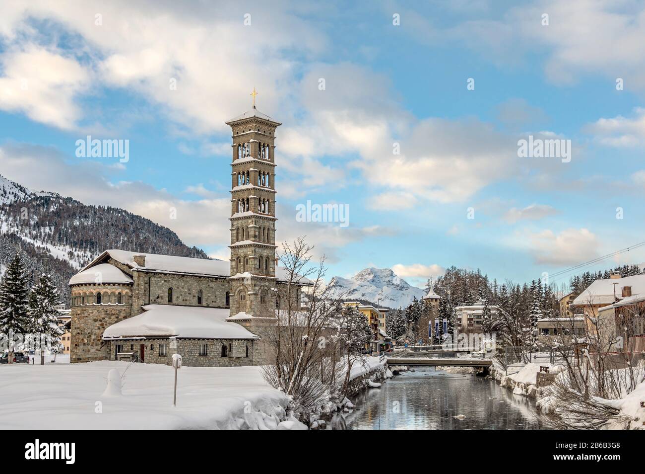 Église St.Karl à St.Moritz Bad en hiver, Grisons, Suisse Banque D'Images