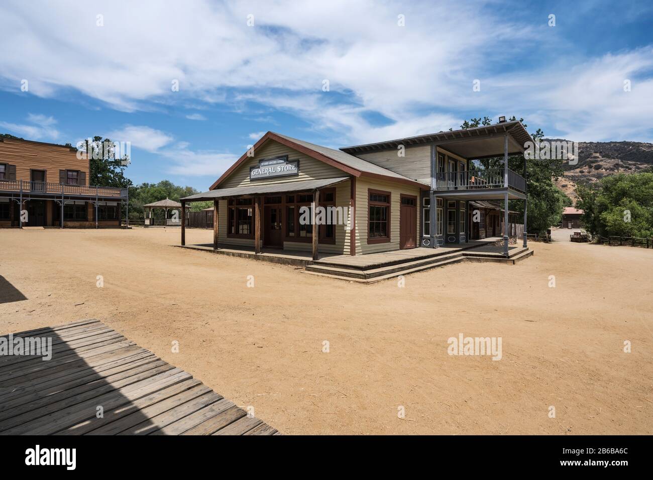 Le film historique du parc national des États-Unis est situé dans la rue du parc récréatif de Santa Monica Mountains, sur le site de Paramount Ranch, près de Los Angeles, en Californie. Tout le bu Banque D'Images