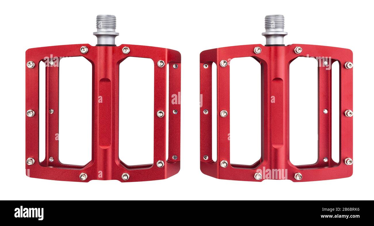 piste de pédales plates de vélo isolée sur blanc Banque D'Images