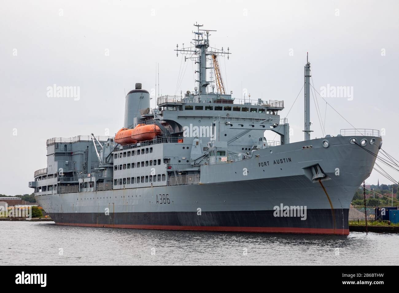 RFA fort Austin amarré au Grand Float de Birkenhead Wirral août 2019 Banque D'Images