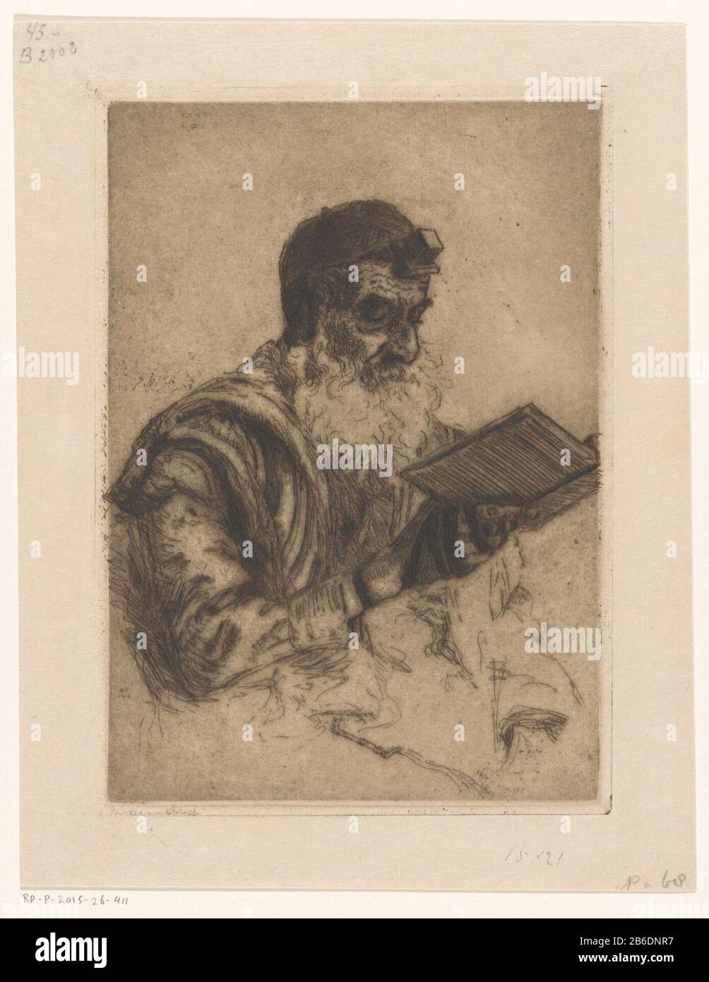Prier l'homme juif Portrait d'un homme juif priant avec un livre de prière dans sa main droite. Il porte des phylactères, le Tefillin et un tapis de prière, le talliet. Fabricant : printmaker Hermann Frappé (personnellement signé) Lieu de fabrication: New York Date: 1913 Caractéristiques physiques: Gravure et point sec avec plaque tonale matière brune: Papier technique: Gravure / point sec / record montrer les dimensions: Bord de la plaque: H 209 mm × W 148 mm Objet: Les Juifs, la personne juive de vie priant'tefillin 'phylbactéries  les objets cérémoniels juifs 'haute' prière shawl porté au-dessus de la tête et des épaules  l'objet cérémoniel juif Banque D'Images