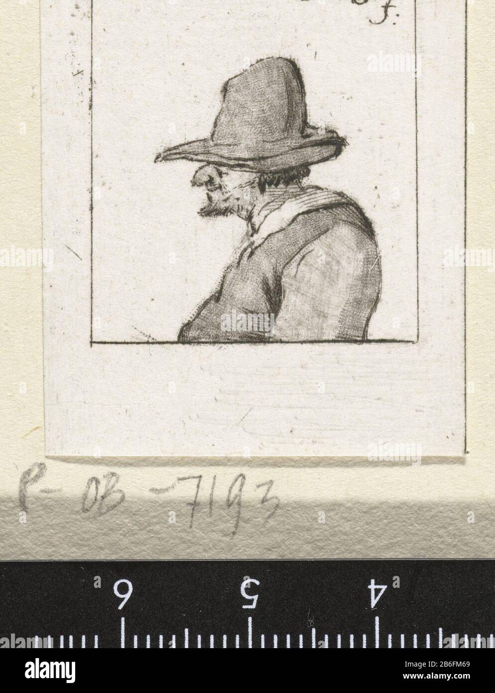 Buste d'un ancien agriculteur RP-P-OB-7193 le buste d'un ancien agriculteur. Buste gauche. Il porte un grand hoé. Fabricant : printmaker Pieter de Mare à dessiner: Christina Chalon (propriété cotée) Lieu de fabrication: Leiden Date: 1777 - 1779 Caractéristiques physiques: Gravure et roulette; matériel d'épreuvage: Technique du papier: Gravure / roulette dimensions: Feuille: B 44 mm × H 33 mmToelichtProefdruk de l'illustration du livre pour: Johannes le Franck de Berkhey. En faisant allusion aux gedigjes, les empreintes pleines d'esprit gravées par Pieter de Mare, après les dessins de Christina Chalon, tenues dans la collection de (...) H. A. DibParis. Leiden : Non Banque D'Images