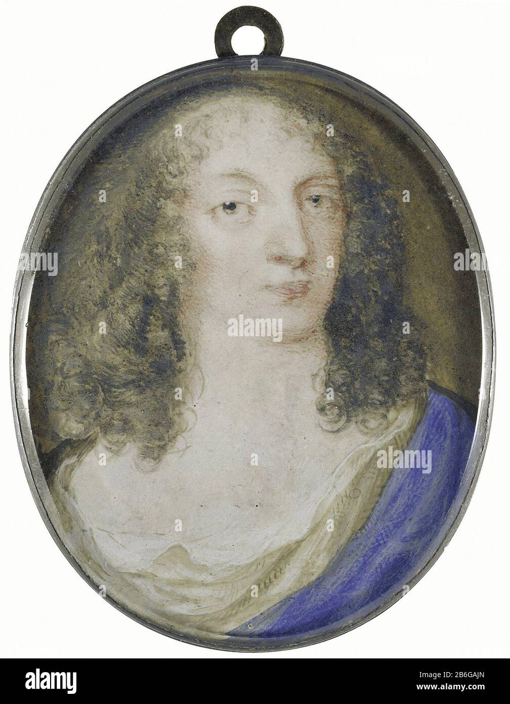 Christina (1616-62), Reine de Suède, SK-A-4411 Portrait de Christina (1616-62), Reine de Suède. Buste, aanziend. Autrefois interprété comme un portrait d'une femme, cru à Françoise d'Aubigny (1635-1719), marquise de Maintenon. Fait partie de la collection portretminiaturen. Fabricant : peintre: Fabrication anonyme: France Date: 1640 - 1660 Caractéristiques physiques: Miniature sur carton: Verre de métal en carton Dimensions: Support: H 4.7 cm. B × 3,9 cm. Dimensions externes : H 5,4 cm. (Avec Table et œil) × W 4,1 cm. (Avec Plage) × d 0,7 cm. OnderwerpWie : Christina (Reine de Banque D'Images