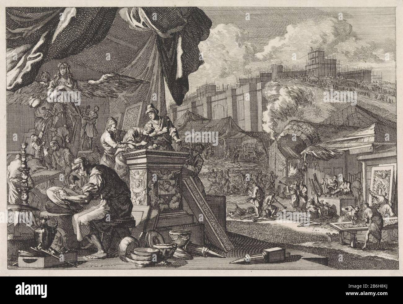 Construction de l'autel d'or devant le temple de Salomon dans les artisans de premier plan à divers objets pour l'intérieur du temple de Salomon, comme l'autel d'or, les portes dorées, les chandeliers, les plats et les bols. Contexte sur la construction du temple de Salomo. Fabricant : printmaker Jan Luyken Editeur: Pieter Mortier (I) Lieu de fabrication: Amsterdam Date: 1700 Caractéristiques physiques: Gravure; matériau d'épreuvage: Technique du papier: Gravure Dimensions: Feuille: H 144 mm × W 211 mmToelichtingProefdruk pour une illustration de livre pour David Martin. Histoire de l'ancien et du nouveau testam Banque D'Images