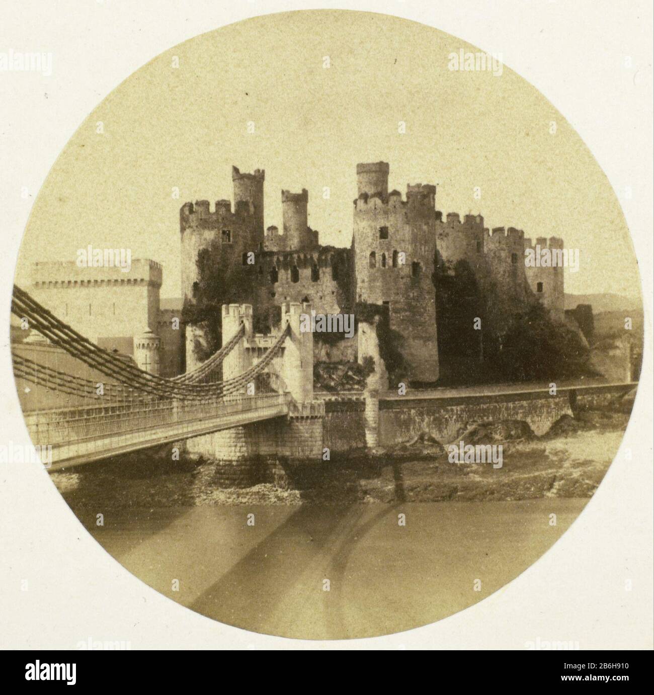 Conway Castle Conway Castle Property Type: Photographies Numéro d'article: RP-F-F25412-M Fabricant : Photographe: William Russell Sedgfield Dating: CA. 1855 - ca. 1862 Caractéristiques physiques: Impression d'albumen: Impression d'albumen thème: Château de Conwy Banque D'Images