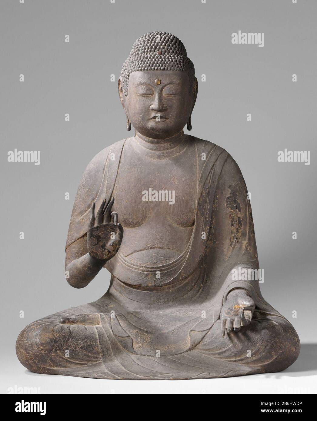 Le Bouddha Amida Amida Nyorai (Boeddha Amitabha), zittend dans lotus-houding. Fabricant : anoniemPlaats fabrication: Japon Dating: CA. 1125 - env. 1175School / stijl: Heian-periode Physical kenmerken: Hout, sporen van lak matériau: Hout Dimensions: H 88,0 cm × b 71,0 cm × d 55,6 cm × g 11,6 kg Subjectreprésentations  Dieux, demi-Dieux, héros, etc. (Hindouisme, bouddhisme, Jainisme)Bouddha-posture, lotus-posture-posture Banque D'Images Le Bouddha Amida Amida Nyorai (Boeddha Amitabha), zittend dans lotus-houding. Fabricant : anoniemPlaats fabrication: Japon Dating: CA. 1125 - env. 1175School / stijl: Heian-periode Physical kenmerken: Hout, sporen van lak matériau: Hout Dimensions: H 88,0 cm × b 71,0 cm × d 55,6 cm × g 11,6 kg Subjectreprésentations  Dieux, demi-Dieux, héros, etc. (Hindouisme, bouddhisme, Jainisme)Bouddha-posture, lotus-posture-posture Banque D'Images