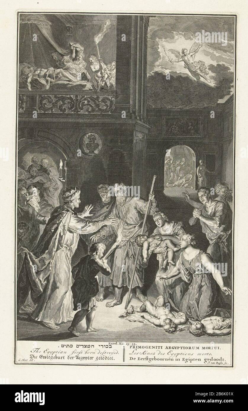 Mort du premier-né en Egypte, le gedoodt du premier-né à Egipten (objet titre) Dieu punit les Égyptiens en tuant tous leurs premiers-nés. Dans chaque maison est un enfant mort à regretter. Le fils du pharaon était sain. Juste au-dessus de l'ange de Dieu qui a apporté la mort à l'Egypte. Illustration de l'ancien Testament, Exode. 12: 29-33. Parmi les spectacles, un titre en hébreu, anglais, allemand, latin, français et Nederlands. Fabricant : printmaker J. de Buysen (propriété cotée) au dessin: Gerard Hoet (I) (bâtiment classé) Fabrication De Lieux: Amsterdam (possible) rencontres: CA. 1711 - ca. 1720 Caractéristiques physiques Banque D'Images