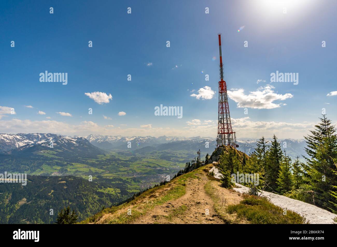 Fantastique randonnée sur le Grunten dans l'Allgau via le Burgberger Hornle et le Starzlachklamm près de Sonthofen, Immenstadt Banque D'Images