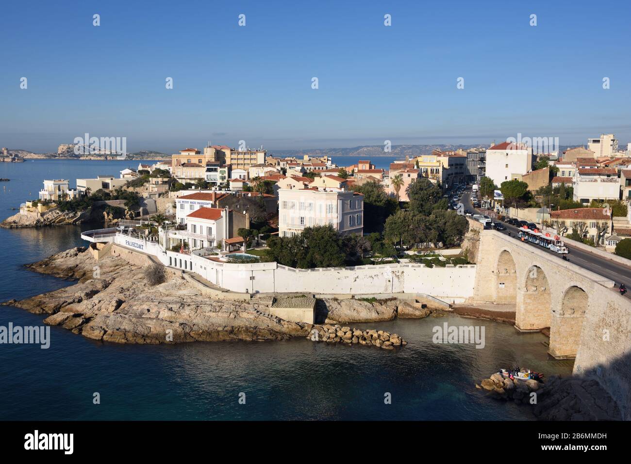 Vue Panoramique De Malmousque, Anse De La Fausse Monnaie & Corniche Kennedy Ou Bord De Mer Marseille Provence France Banque D'Images