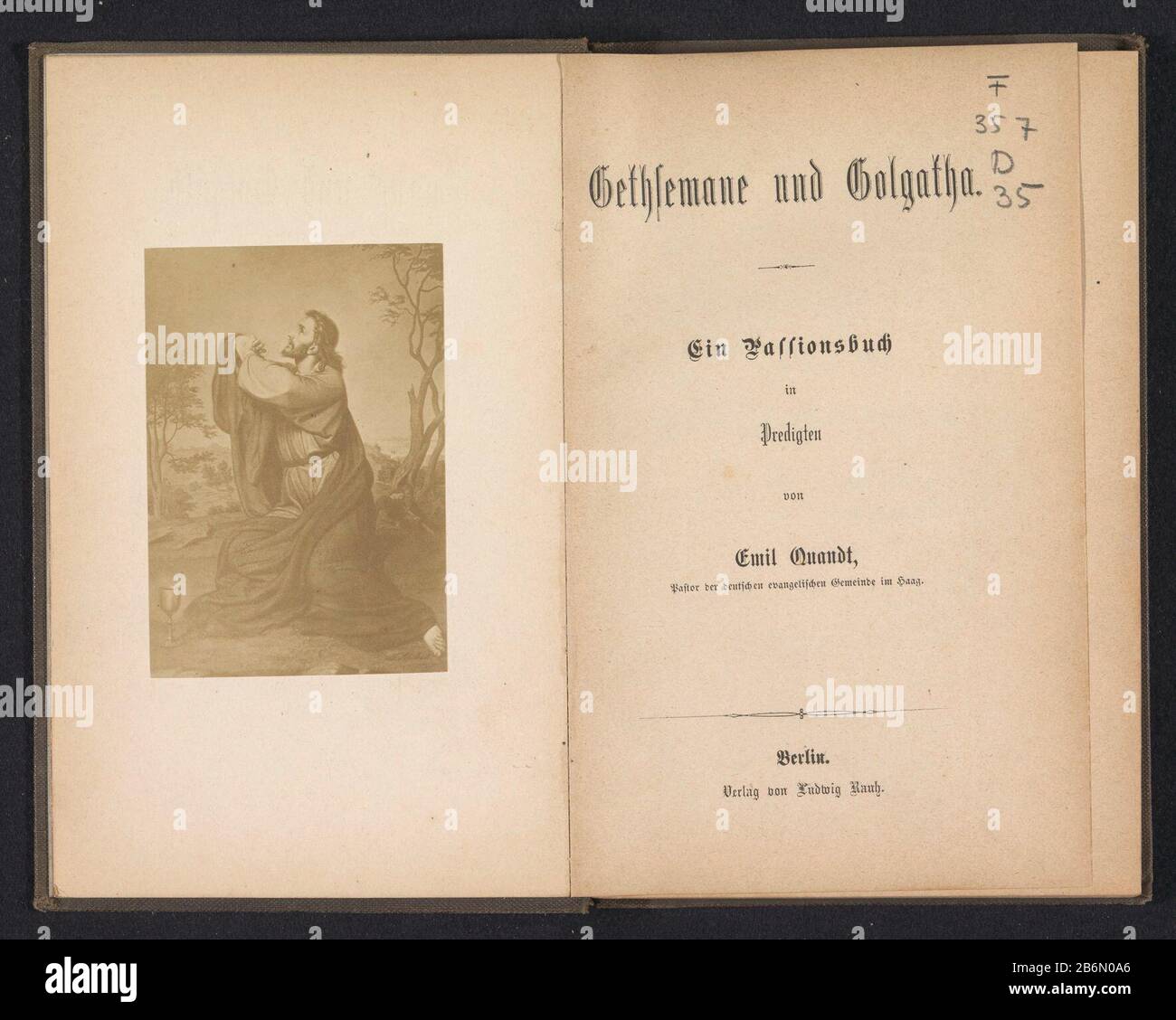 Fotoreproductie van een schilderij, voorstellende Christus in de Hof van Getsemane photo reproduction d'une peinture, représentant le Christ dans le jardin de Gethsemane Type d'objet: Photo reproduction page Numéro d'article: RP-F 2001-7-852-1 Fabricant: Photographe: Anonyme à peindre par: Anonyme Date: CA. 1868 - en 1873 ou en 1873 matériau: Technique du papier: Albumen dimensions de l'impression: Photo: H 94 mm × W 66 mmToelichtingFoto sur frontispice. Sujet : prière du Christ dans le jardin de Gethsemane pendant la nuit Banque D'Images