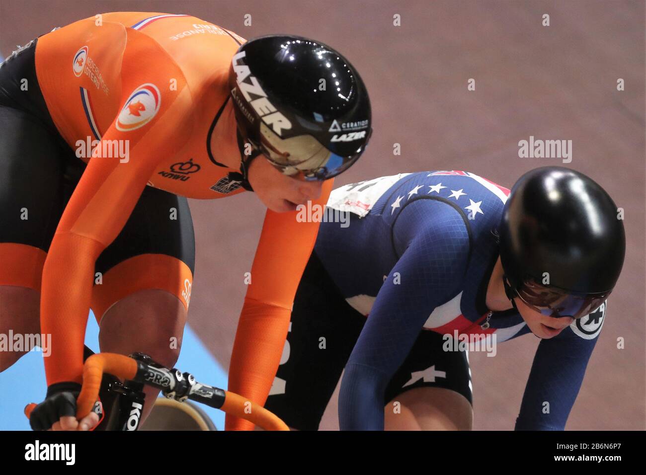 Kirsten Wild de Nederlandt et Jennifer Valente des USA Women's points Race au cours des Championnats du monde de cyclisme sur piste de 2020 de l'UCI Présenté par Tissot le mars, 01 2020 au Velodrome de Berlin, Allemagne - photo Laurent Lairys / DPPI Banque D'Images