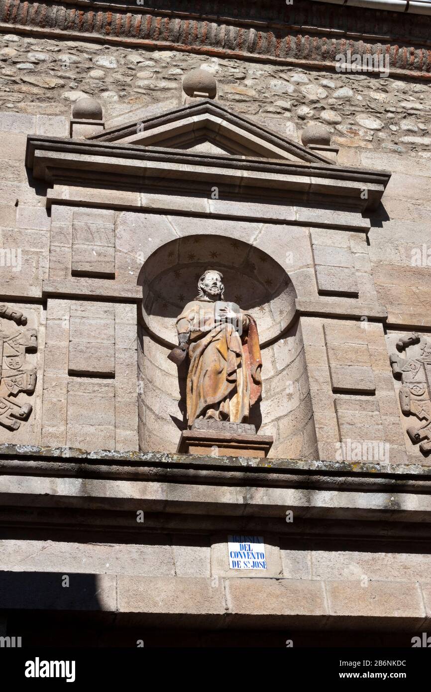 Détail de la façade du couvent Saint Joseph de Villafranca del Bierzo, Castille et Leon, Espagne. Banque D'Images