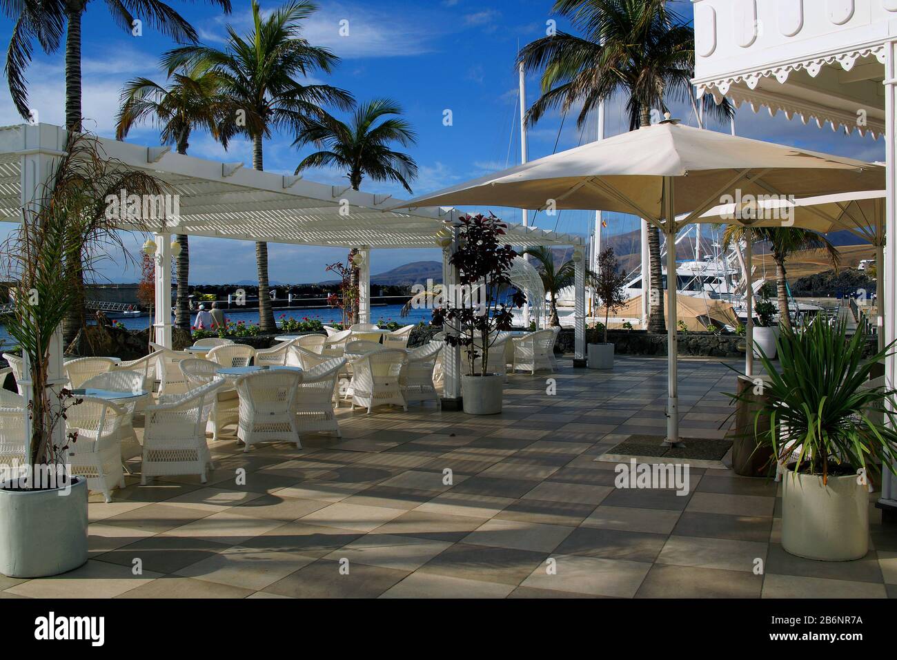 Kanarische Inseln, Lanzarote, Puerto Calero, Restaurant, Banque D'Images