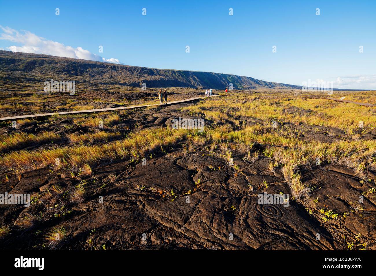 États-Unis, Hawaï, Big Island, parc national des volcans d'Hawaï, site De L'Unesco, pétroglyphe dans un écoulement de lave Banque D'Images