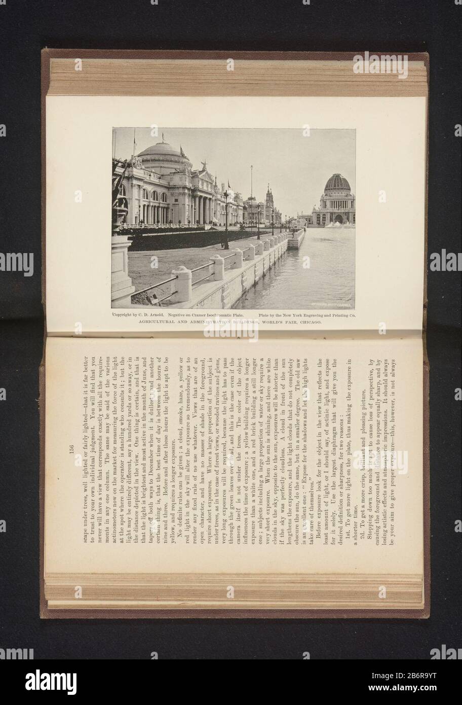 Gezicht op gebouwen op de World's Columbian exposition te Chicago bâtiments agricoles et administratifs, World's Fair, Chicago (titre op object) vue des bâtiments de l'exposition colombienne mondiale à Chicago bâtiments agricoles et administratifs, World's Fair, Chicago (titre object) Type de bien: Photomécanique imprimer page Numéro d'article: RP-F 2001-7-964-20 Fabricant : Fabricant : fabrication anonyme: Chicago Date: 1893 matériel: Papier technique: Autotypique Dimensions: Imprimer: H 115 mm × W 166 mmTopelichtsPrent page d'accueil 156. Objet: Salon mondial, exposition mondiale Banque D'Images