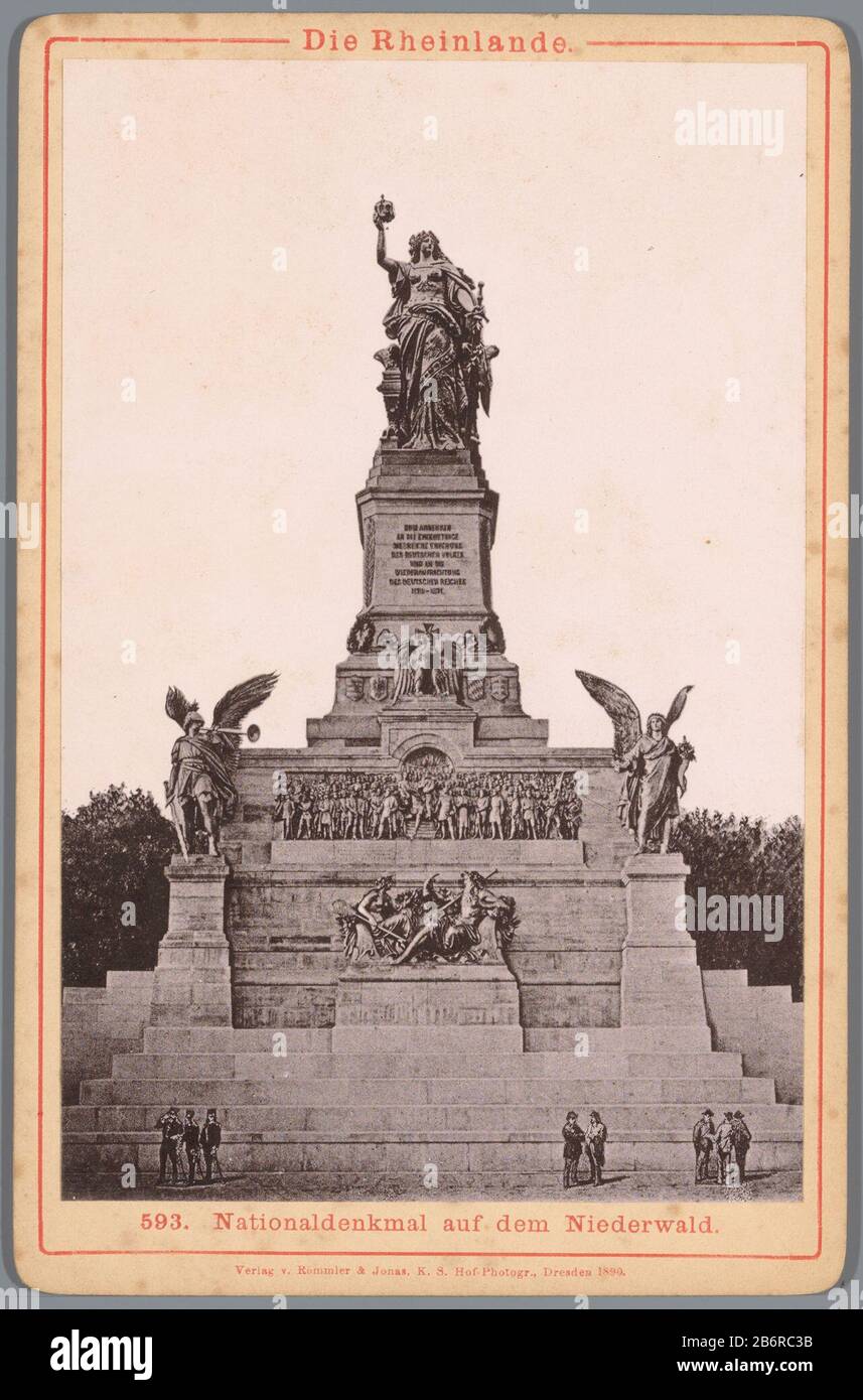 Gezicht op het Niederwalddenkmal Nationaldenkmal auf dem Niederwald (objet op) Die Rheinlande (objet op serietitel) Gezicht op het NiederwalddenkmalNationaldenkmal auf dem Niederwald (objet op titel)Die Rheinlande (objet op servietitel) Type d'objet : kabinetfoto förderung, Veräussern: Vervaardiger: Anoniemuitgever: Römmler & JonasPlaats fabrication: Vervaardiger: Niederwalduitgever: Dresden Dating: CA. 1890 matériau: Papier karton Techniek: Lichtdruk Dimensi Banque D'Images