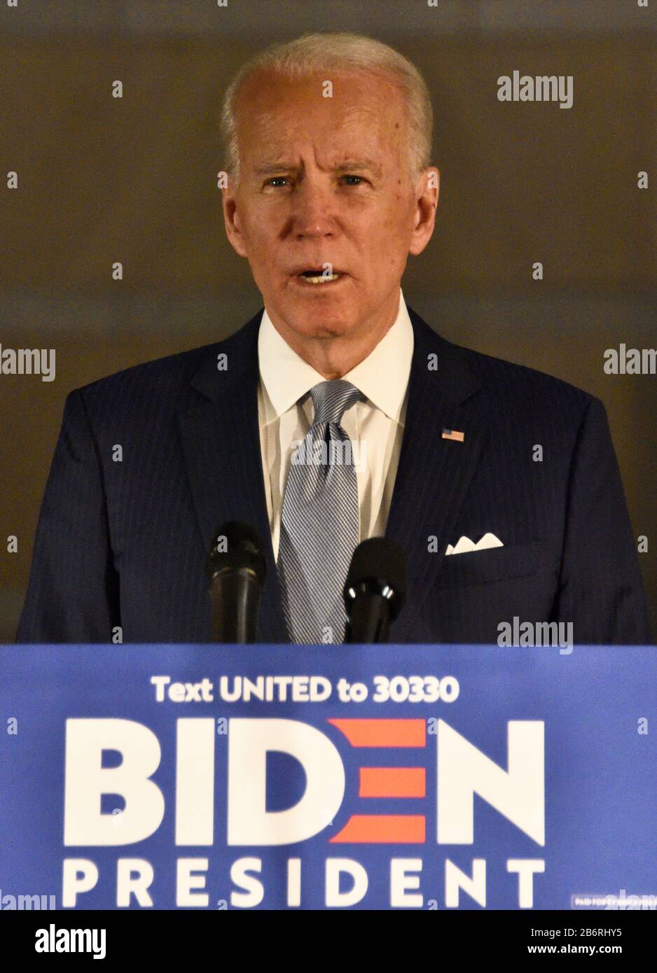 Philadelphie, PA, États-Unis - 10 MARS 2020: Joe Biden Prononce une allocution de nuit primaire au National Constitution Center. Banque D'Images