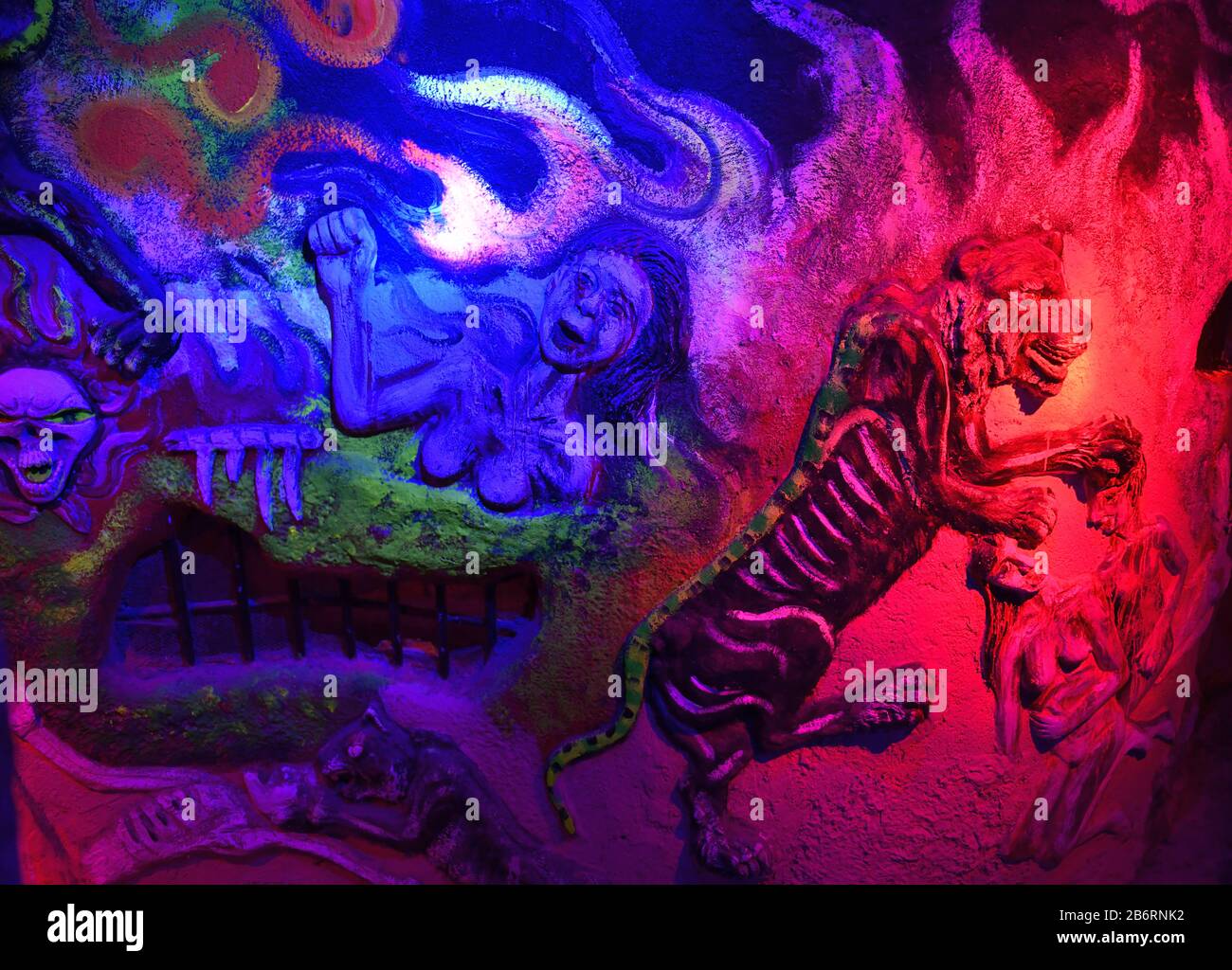 Pagode Linh Phuoc ou Pagode Ve Chai - un temple de dragon bouddhiste dans la ville de Dalat au Vietnam. Banque D'Images