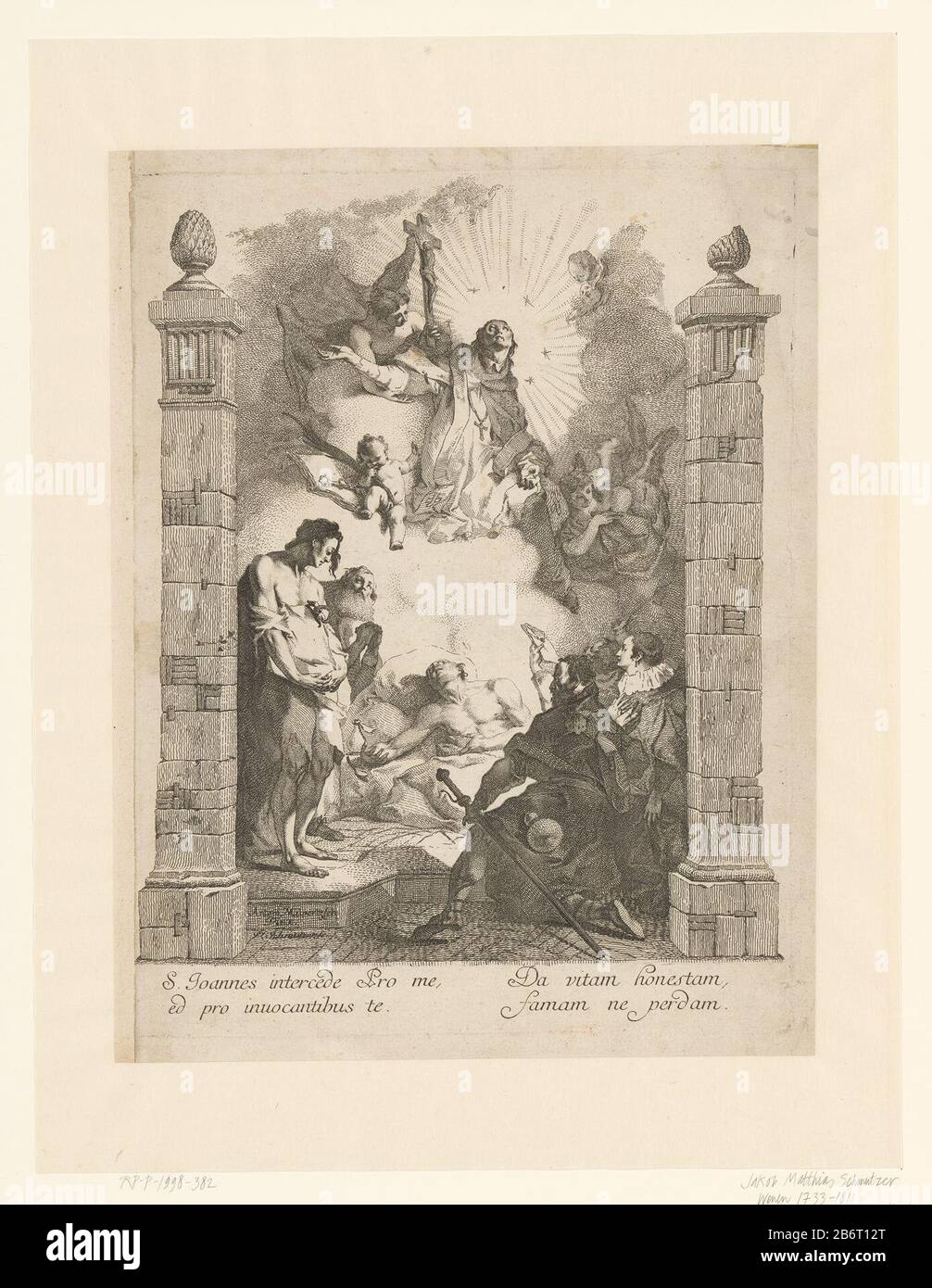 H Johannes Nepomuk als pleitbezorger van stervenden Een man ligt op zijn sterfbed, ompaire porte figuren. A de lucht de heilige Johanns Nepomuk, omégen porte engelen, van Wie: Er een crucifix vasthoudt, in smekende houding. Op de voorgrond twee zuilen. Fabricant : Pentmaker: Jakob Matthias Schmutzer (vermeld op object)naar schilderij van: Franz Anton Maulbertsch (vermeld op object)Plaats fabricación: Duitzland Dating: 1750 - 1770 kenmerken physique: ETS en grave Material: Papier Techniek: Etsen / graveren (drukprocedé) Dimensions: John Nepblom × 311 mm Sujet: John Nepblom Banque D'Images