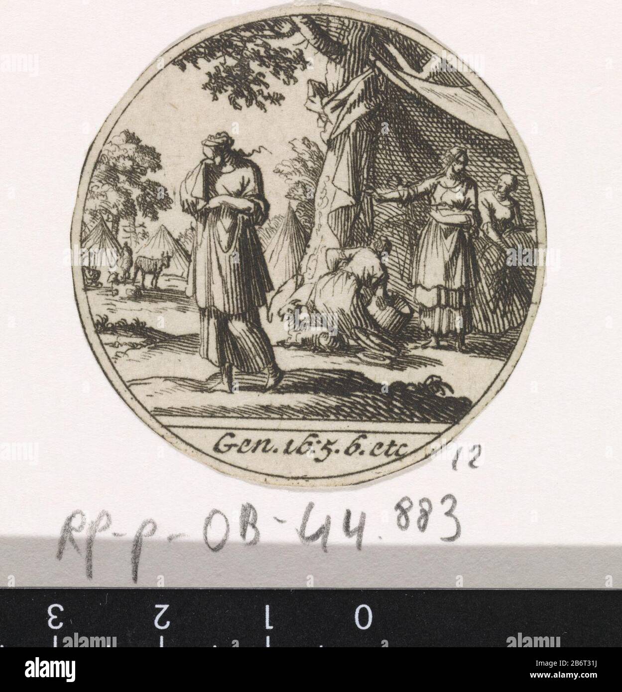 Hagar portait la porte Sara vernederd en vlucht weg Hagar en fuite pleurant parce que Sara ses insultes et humiliates (Gen 16: 5-6) . Fabricant : printmaker Jan Luyken Éditeur: Willem Goeree (II) éditeur: David Goeree Lieu de fabrication: Amsterdam Date: 1700 Caractéristiques physiques: Matière de gravure: Technique du papier: Dimensions de gravure: Feuille: D 45 mmToeliechtboekillustratie Willem Goeree. Mosaize histoire de l'hébreu mariakerke. Amsterdam : Willem Et David Goeree, 1700. Sujet Hagar mal traité par Sarah Banque D'Images